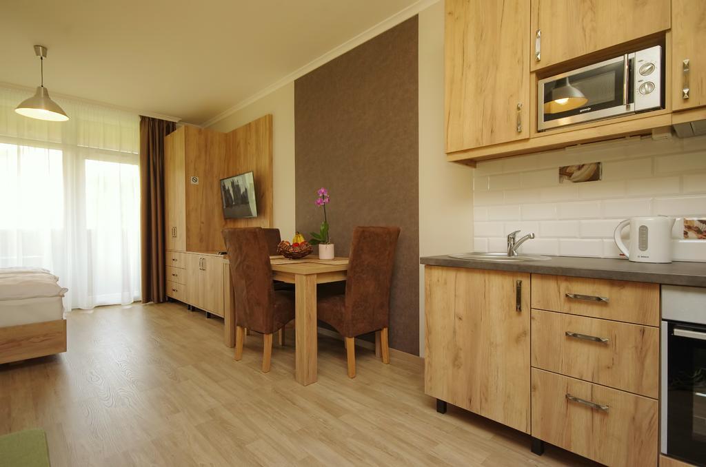 Almasy Apartmanhaz Gyula Ngoại thất bức ảnh